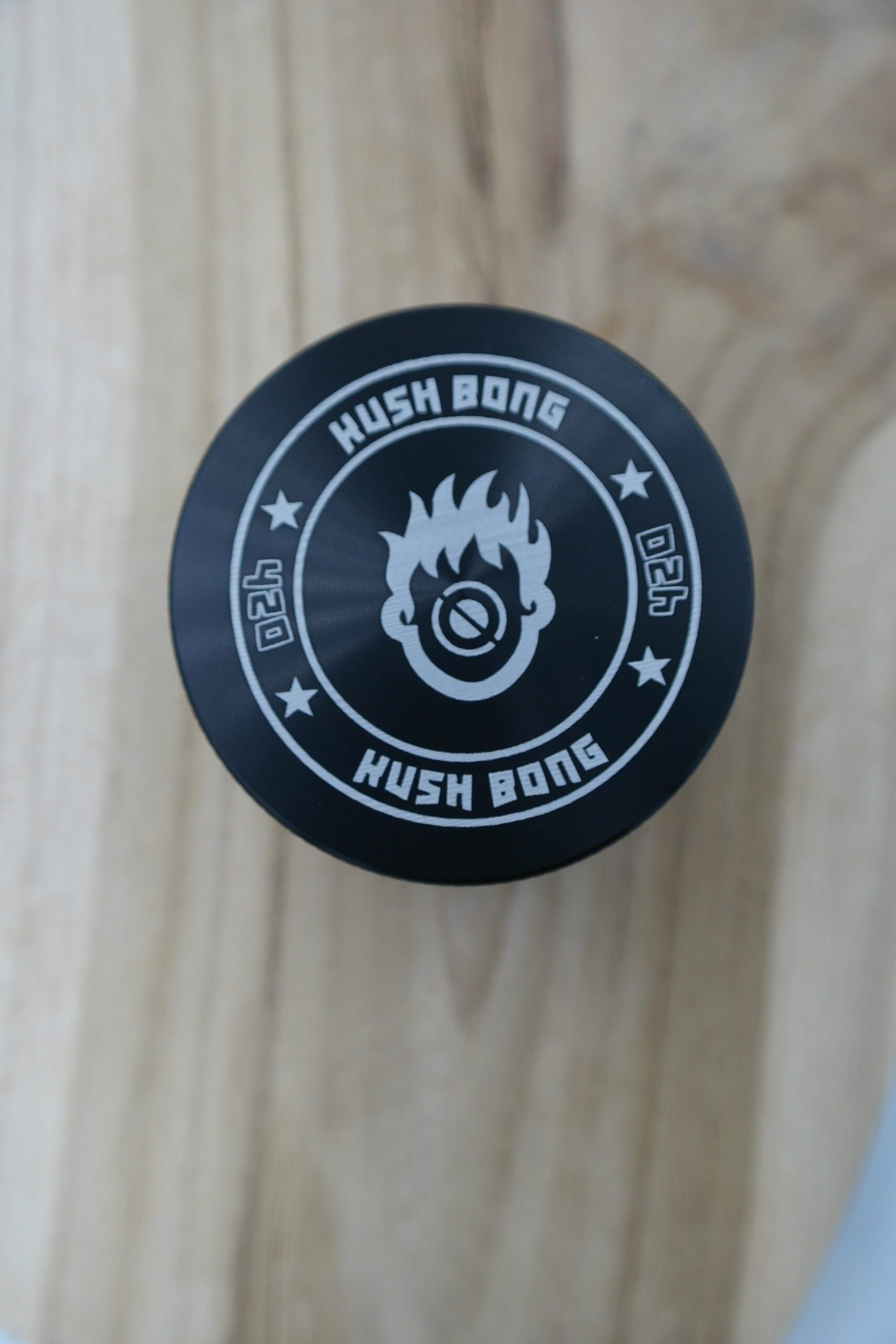 Grinder "Krypton" Kush Bong – Image 2