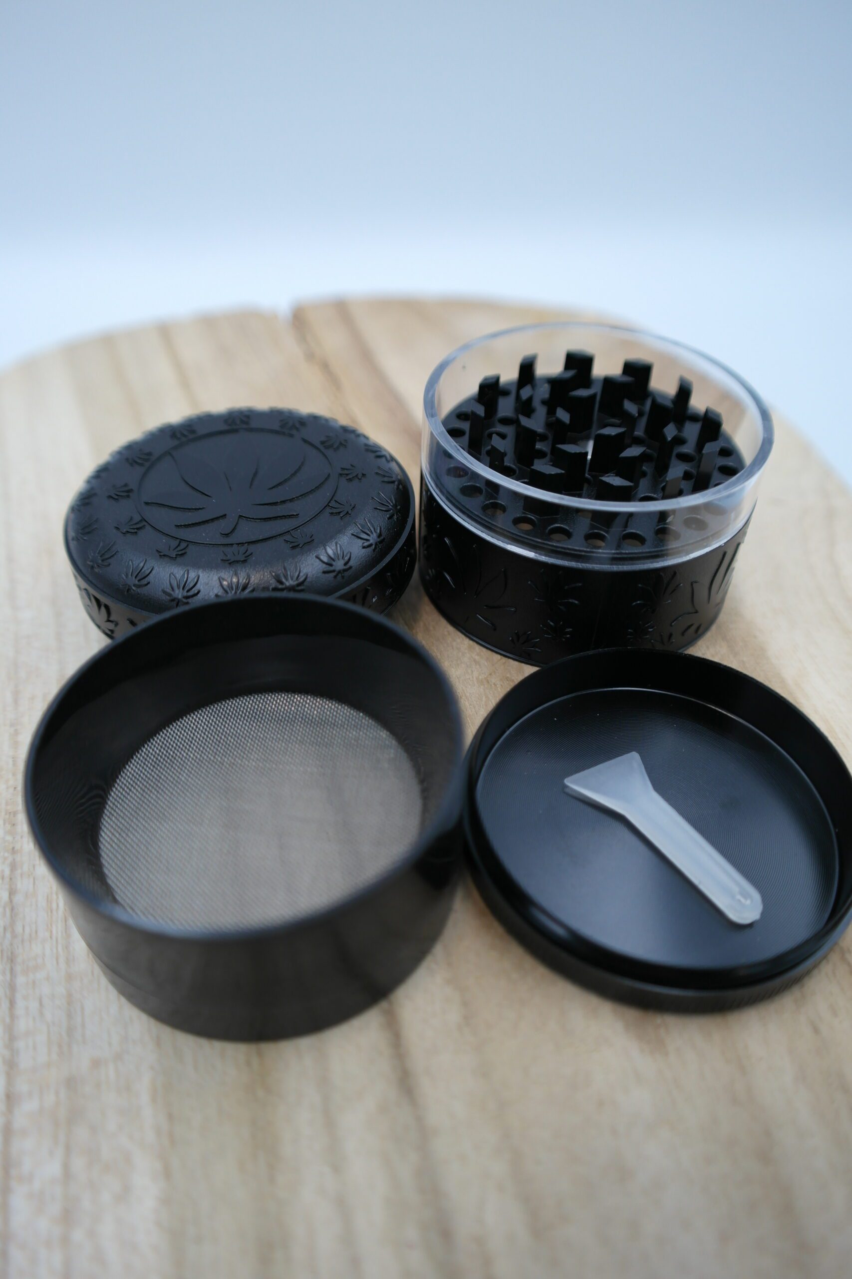 Grinder Métal Dark Cannabis – Image 2